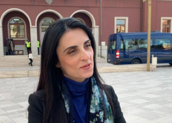 Vangjeli: Pas përmbytjes, ujësjellësi i Durrësit i jep tenderin kompanisë së burrit të kryebashkiakes Emirjana Sako