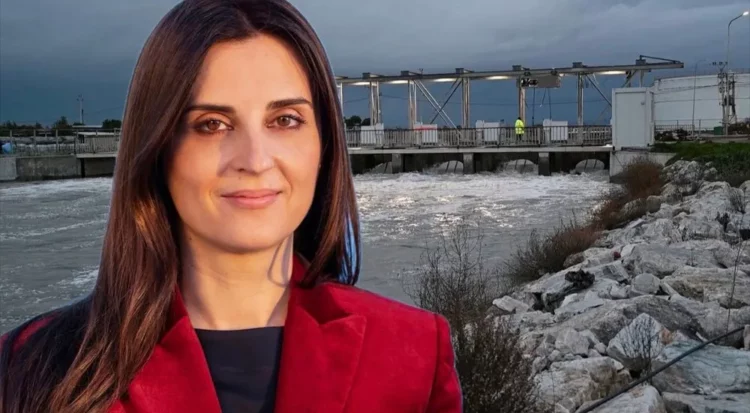 Përmbytjet/ Prokuroria sekuestron dokumentet e hidrovorit të ri të Porto Romanos me vlerë 19 mln euro