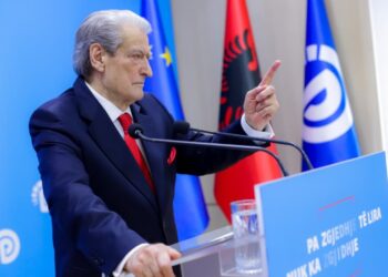 Berisha: Fati i Ramës përcaktohet nga ai i Ballukut! Lubia ka kërkuar largimin e Spiropalit