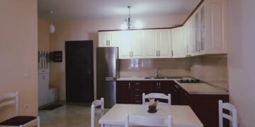 Qiratë në Tiranë rriten ndjeshëm, disa zona arrijnë 1,800 euro/muaj