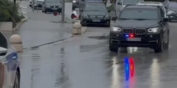 Dhëndrri dhe vajza e Doland Trump mbërrijnë në Vlorë, takim për “Sazanin” te Uji i Ftohtë