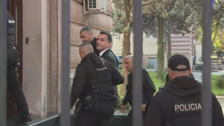 Erjon Veliaj mbetet në burg, shtyhet sërish seanca ndaj tij