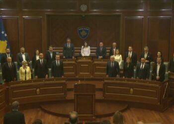 Merr fund ngërçi politik, votëbesohet qeveria e re, Albin Kurti betohet si kryeministër i Kosovës