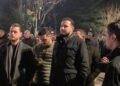 Salianji i bashkohet protestës së PD, i distancuar nga Berisha dhe i rrethuar nga një grup të rinjsh