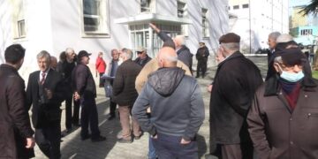 Tension pas rrëzimit të “Statusit”, minatorët paralajmërojnë përshkallëzim protestash