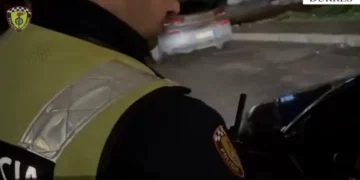 Tentojnë t’i shmangen testit të alkoolit duke u dhënë ryshfet policinë, arrestohen 6 shoferë në Durrës