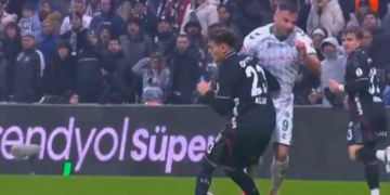 “Kartoni i kuq i Asllanit? Arbitrat po ndikojnë”, trajneri i Besiktas: E çuditshme…