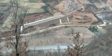 Edhe rruga Egnatia në kolaps, banorët e Spatharit paralajmërojnë bllokim