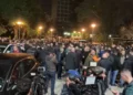 Protestuesit tërhiqen te selia e PD, Berisha mbyll protestën