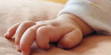 Prokuroria nis hetimet për rastin e foshnjës që ndërrroi jetë në maternitet