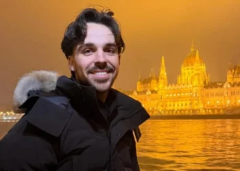 Vritet me thikë 22-vjeçari shqiptar në Londër, arrestohen dy vajza dhe një djalë