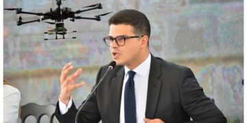 Ofensivë në industrinë ushtarake: Në prill dronët, në maj uniformat, në korrik municionet