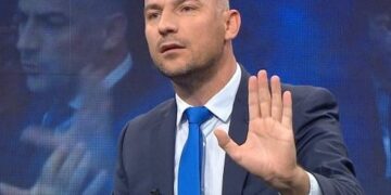 Zbardhen debatet me dyer të mbyllura në PD, Nallbati: Po qe për bojkot, t’i bojkotojmë të gjitha