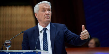 Dosja ‘Epstein’/ ‘Tirana ka vajza të jashtëzakonshme’, nisin hetimet për ish-kryeministrin norvegjez