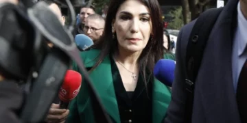 Apeli i GJKKO rrëzon ankimin, në fuqi arresti për ish-drejtoreshën e AKSHI-t, Mirlinda Karçanaj