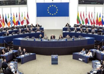 Zbardhet draft-raporti i PE për Shqipërinë: Korrupsioni mbetet ende shqetësim serioz