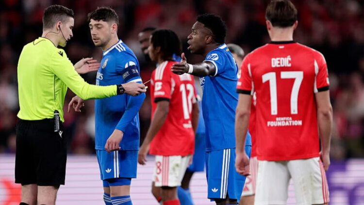 Pas golit ndaj Benfica-s, ndërpritet ndeshja 10 minuta për Viniciusin
