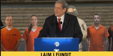 “Oficerja u hoq si psikologe tek të rinjtë e arrestuar…”/ Berisha-policëve: Mos zbatoni urdhrat…