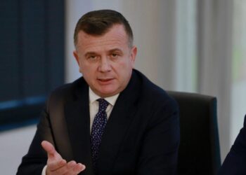 Ish-ministri Balla i përgjigjet Berishës: “Thirrjet për dhunë janë vepra penale”