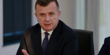 Ish-ministri Balla i përgjigjet Berishës: “Thirrjet për dhunë janë vepra penale”