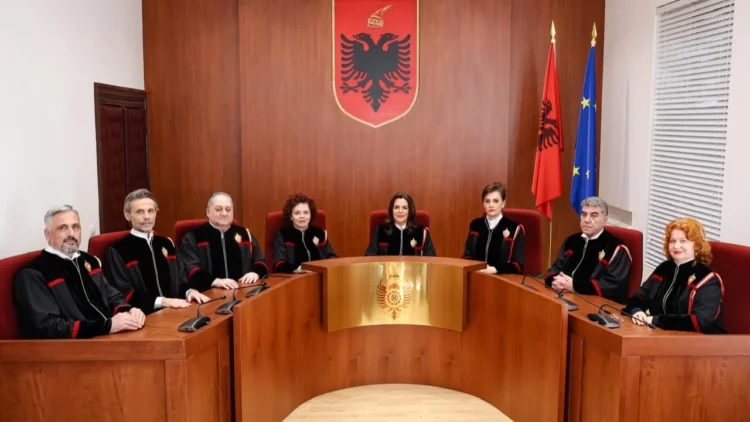 Kushtetuesja i jep të drejtë PD: Shfuqizohet vendimi i Kuvendit për numrin e komisioneve