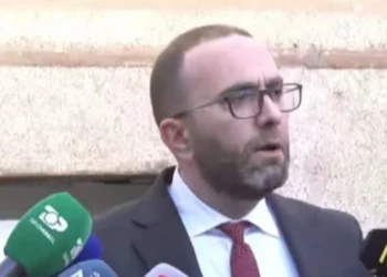 Bardhi pas mbledhjes te ‘Mandatet’: Po pengohet drejtësia