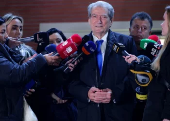 “U goditën protestues dhe deputetë”/ Berisha paralajmëron protestë më 20 shkurt: Mos na provokoni