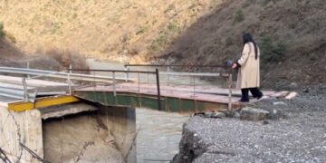 Shembet ura në Maliq, dëmtohet nga prurjet e lumit Devoll