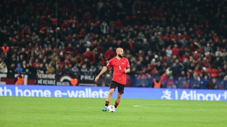 Legjionarët për “notën 10”, Arlind Ajeti shkëlqen me dopietë, gola e asiste edhe nga Taulant Seferi e  Ernest Muçi