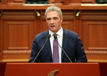 Spahia: Vetëm hajduti fshihet, rruga për në qelinë e Ramës kalon nga Balluku