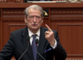 “Jeni bërë lolo të Ramës”, Berisha-socialistëve: Po ndryshoni ligjet për të mbrojtur kryehajdutin e kombit!