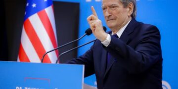 Skandali i rrugës Qukës-Qafë Plloçë, Berisha: Kompania 2T e Sakos vodhi 300 mln euro dhe i ndau me Ramën