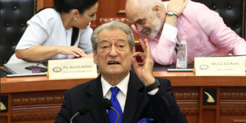 Berisha: Më 10 Shkurt shqiptarët do të rrëzojnë Edi Ramën dhe do t’i heqin imunitetin Lubi Ballukut