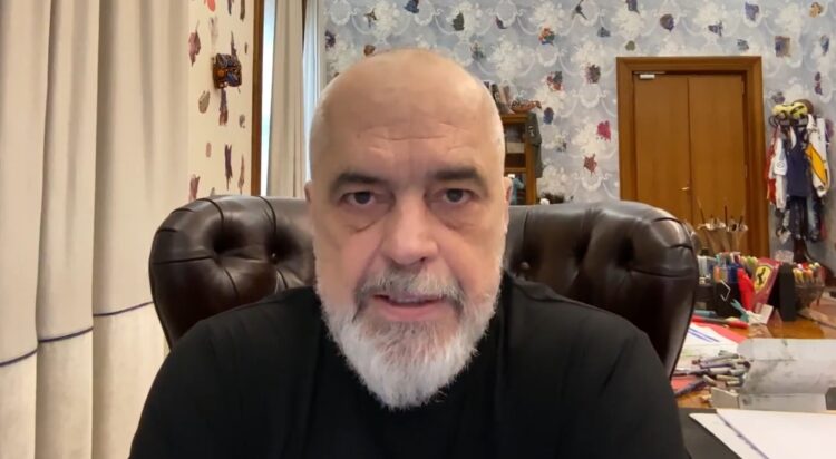 Debati për pagat e gjyqtarëve/ Rama shton sulmet ndaj tyre: Kush jeni ju që të më gjykoni mua?