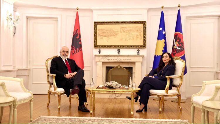 18 vjetori i Pavarësisë së Kosovës, Edi Rama takohet në Prishtinë me presidenten Vjosa Osmani