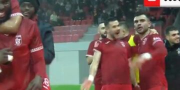 Partizani e kthen në lojë fëmijësh, bardheblutë në gjunjë (VIDEO)