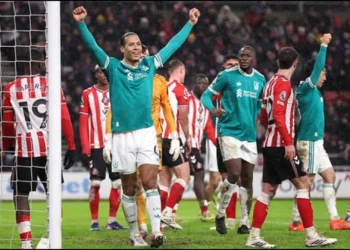 Kapiteni Virgil Van Dijk siguron fitoren e, Liverpool ndaj Sunderlantit të Xhakës