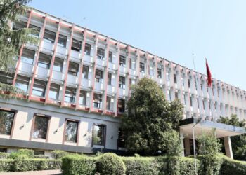 Sulmet kundër Iranit, ministria e Jashtme thirrje shtetasve shqiptarë në Izrael: Tregoni kujdes