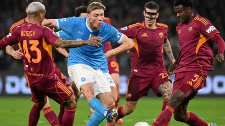 Në ‘Maradona Stadium’ nuk ka fitues, Napoli dhe Roma ndajnë pikën mes spektaklit