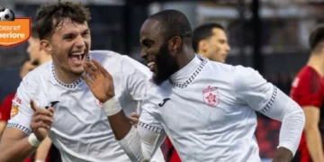 Partizani mund me përmbysje Flamurtarin dhe i bashkangjitet Dinamos