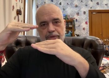 Rama akuzon gjyqtarët: Keni shkuar në GJK për të rritur pagat edhe për ata që ishin gjakpirësit e drejtësisë