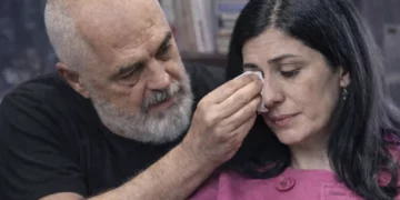 U arrestua për milioana euro abuzime, Rama i qan hallin Karçanajt: Jeton në shtëpi me qira, as makinë nuk ka