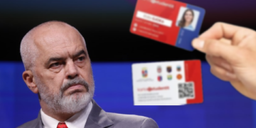 Nga 638 shërbime ofron vetëm 1 përfitim real, pse nuk funksionon Karta e Studentit?