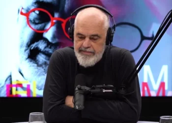 Banoret e zonave të përmbytura në pritje, Rama akoma nuk ka dhënë dëmshpërblimet nga zjarret