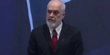 Rama nga Prishtina : Nëse 4 liderët e UÇK-së ‘varrosen’ për së gjalli, duhet të arrestohen edhe Bill Clinton dhe Tony Blair