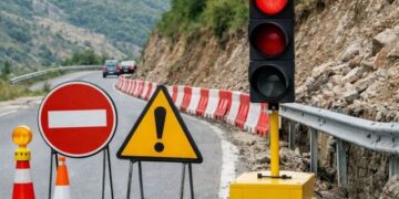 Rrëshqitje dherash në aksin Librazhd–Pogradec, ndalohet qarkullimi për mjetet e tonazhit të rëndë