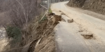 Ditë e re dhe shembje e re, denoncohet edhe dëmtimi i rrugës në Picrragë të Krujës (Video)