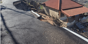 U rikonstruktua nga “Llazo” Shpk, shembet rruga e sapoinaguruar në Mallakastër