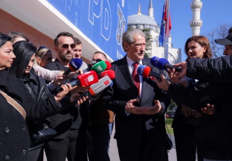 ‘Imuniteti i Ballukut’/ Berisha: PS nuk është parti, por një organizatë kriminale që mbron kryehajdutët