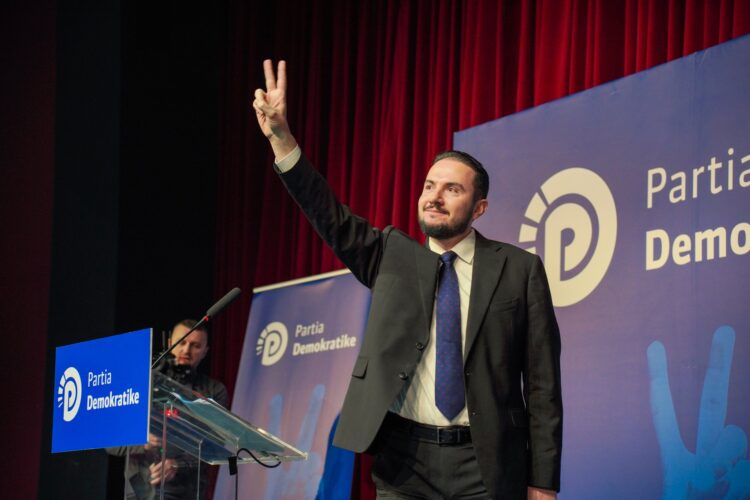 Vijon turi, Salianji njofton takimin me demokratët e Beratit: Të punojmë për një Parti Demokratike fituese